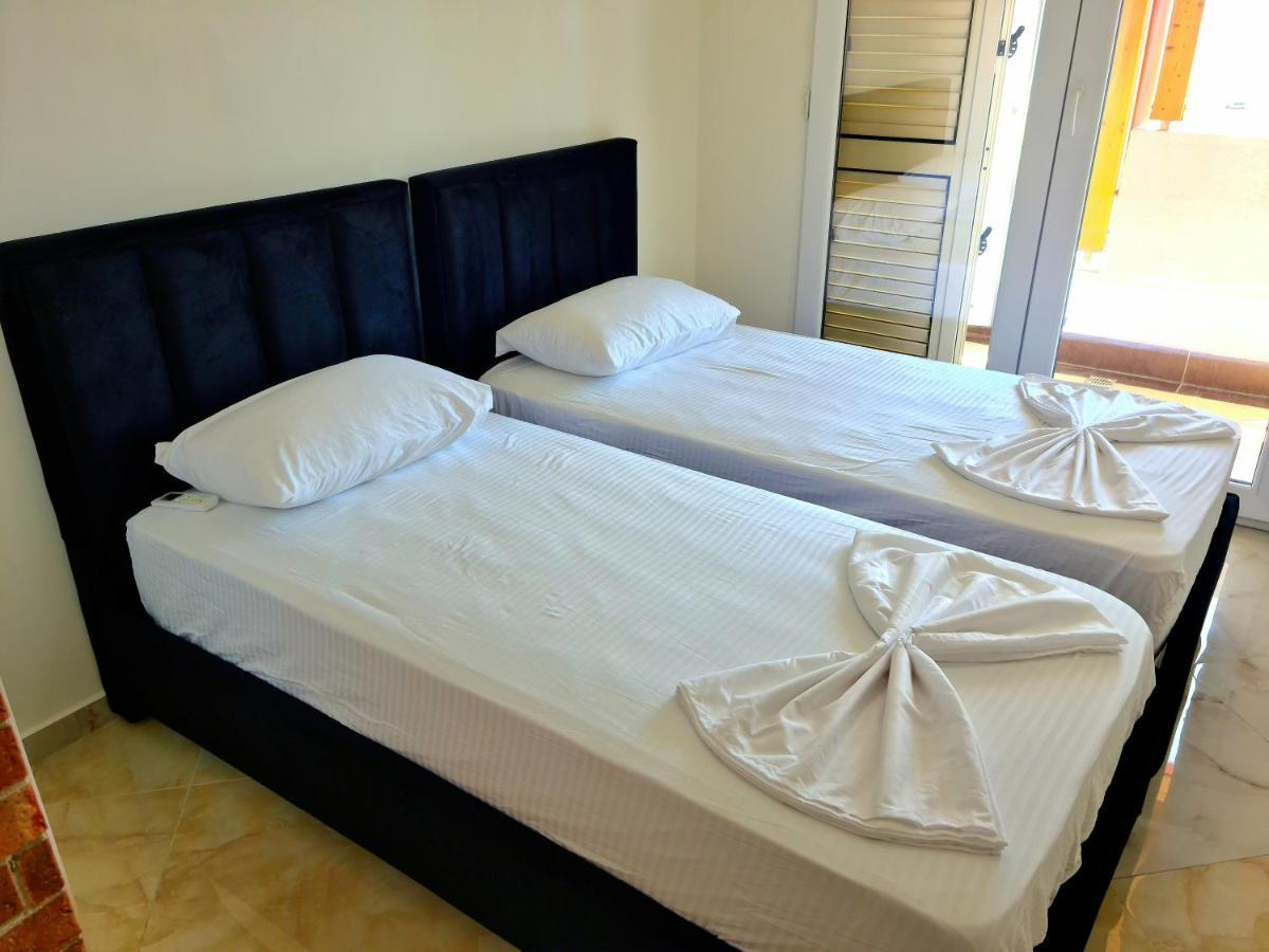 Panoramic Apartment Vlorë Buitenkant foto