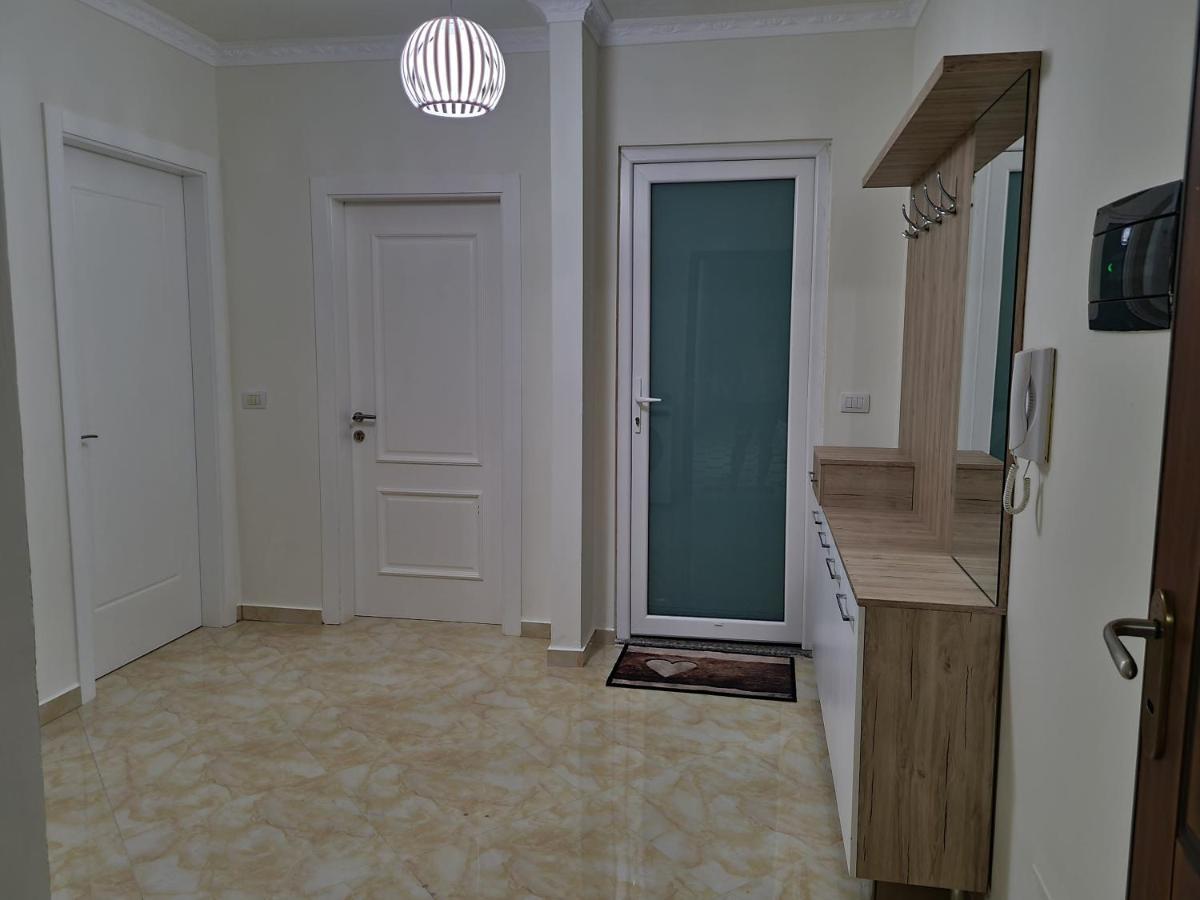 Panoramic Apartment Vlorë Buitenkant foto