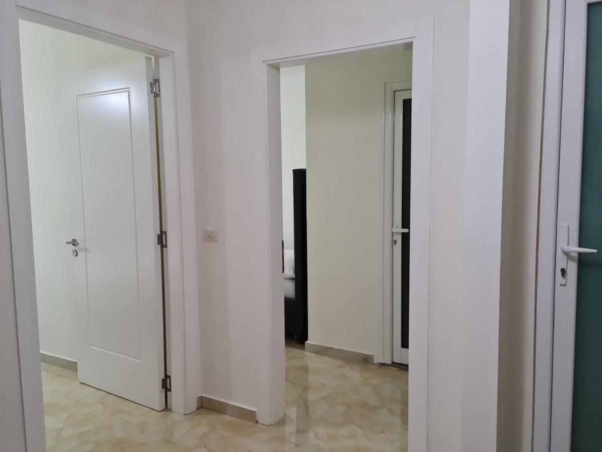 Panoramic Apartment Vlorë Buitenkant foto